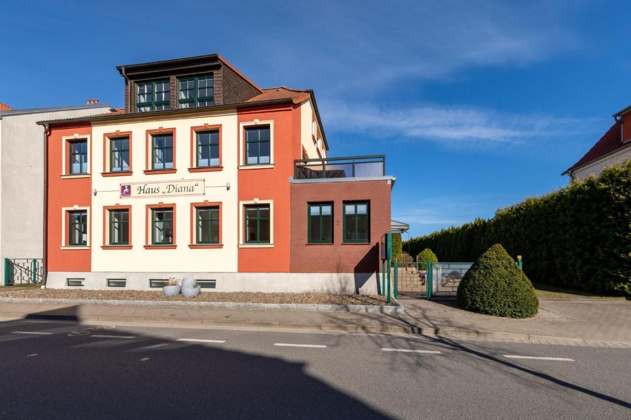 Haus Diana - Perlhuhn Apartment วาเริน ภายนอก รูปภาพ